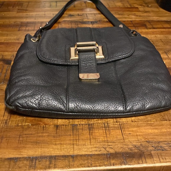 Liz Claiborne New York Genuine Leather Black & Gold Flap Shoulder Bag Purse - Picture 4 of 15